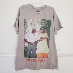 OutKast Gray Graphic Portrait Short Sleeve T-Shirt Adult Size M Gray Cracking
